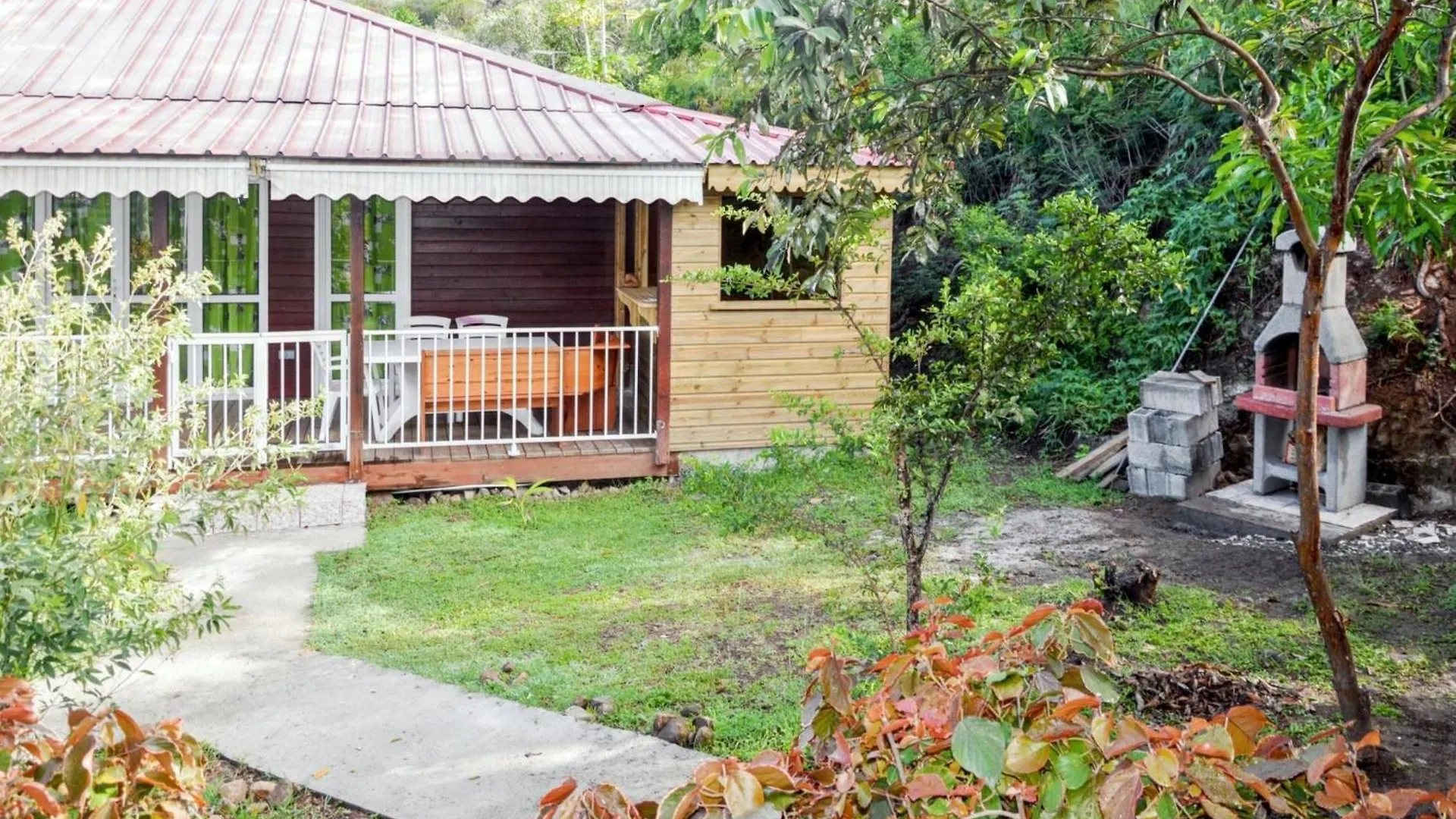 Bungalow Confortable Avec Vue Mer A Bouillante