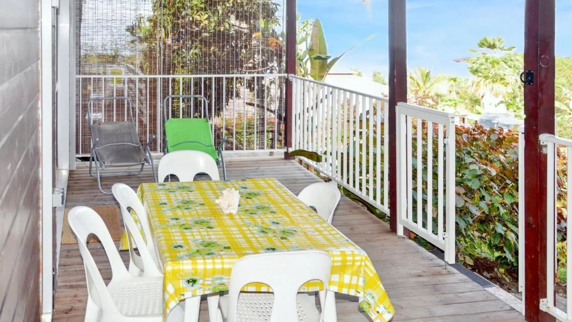 Holiday home Bungalow Confortable Avec Vue Mer A Bouillante