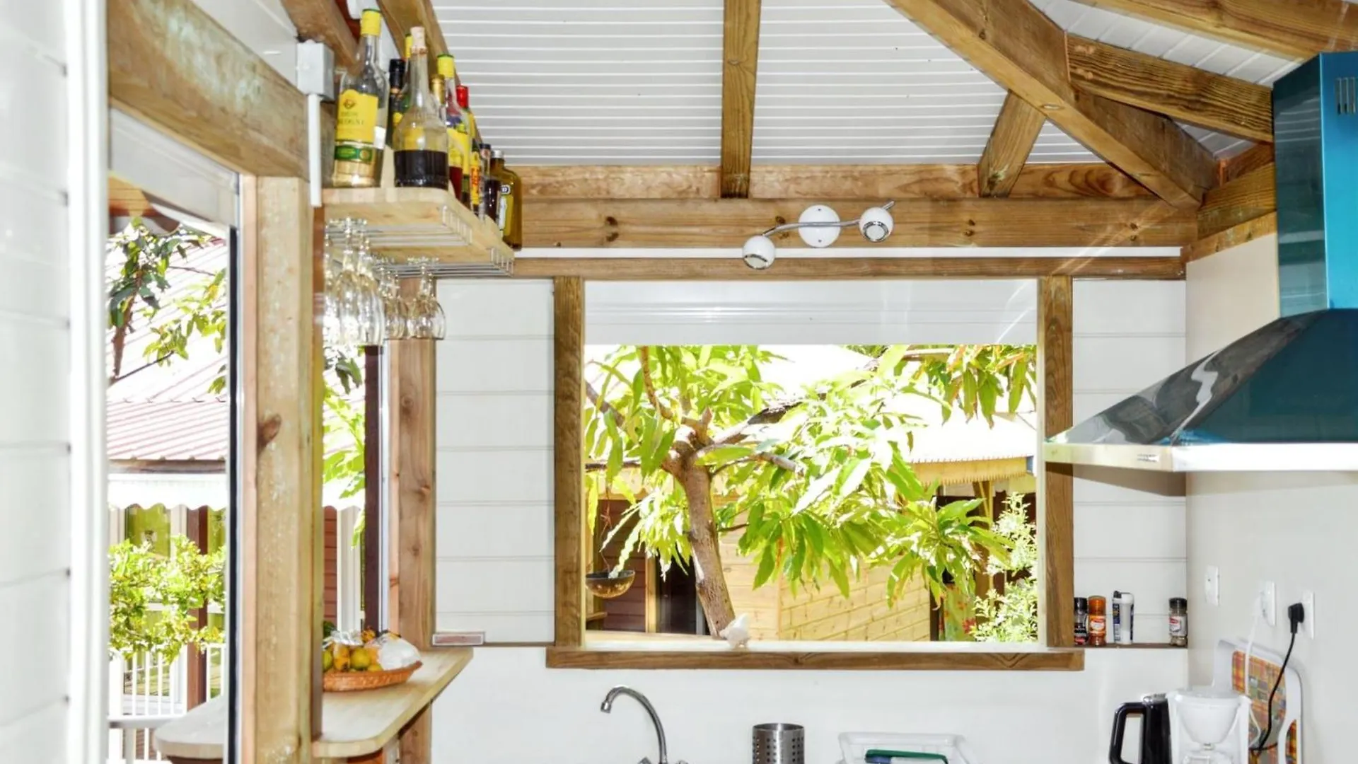 Bungalow Confortable Avec Vue Mer A Bouillante